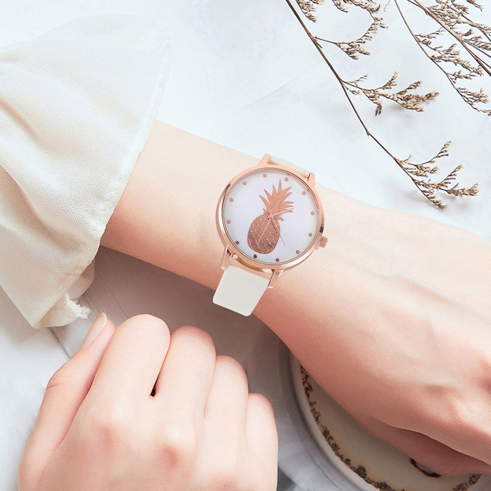 Women Casual Wrist Watch Pinea - Luxury Watch Events ulasan dan harga