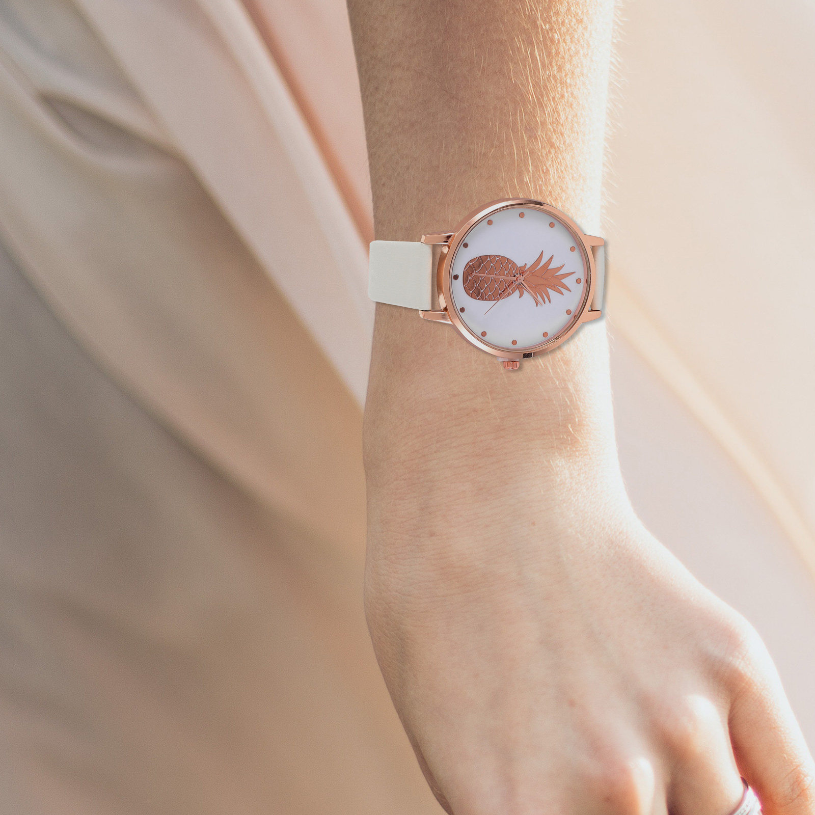 Women Casual Wrist Watch Pinea - Luxury Watch Events ulasan dan harga